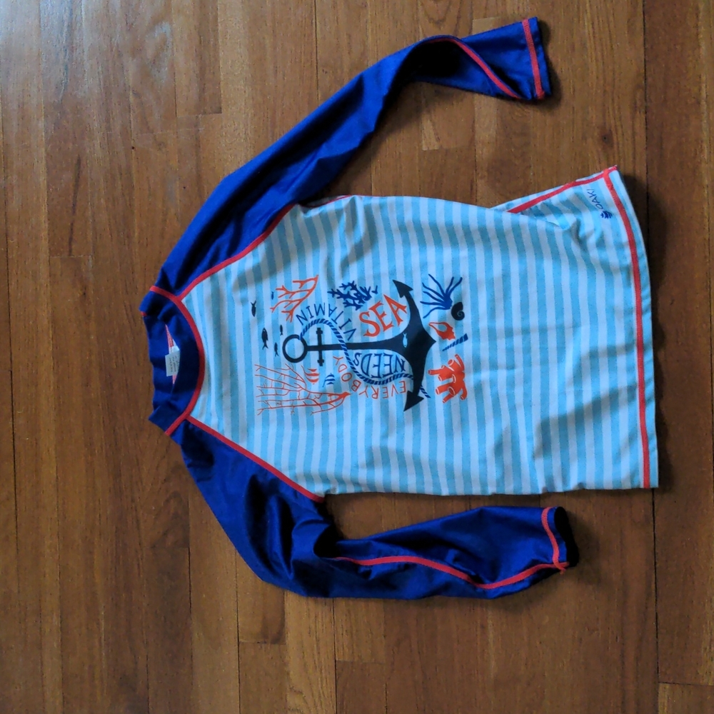 Oaki rashguard size 8